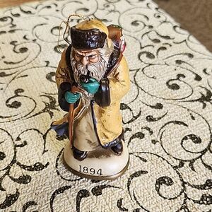 1986 Santa Claus  Memories Collection